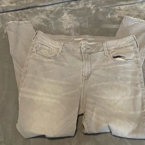 Old navy rockstar destroy jean size 14